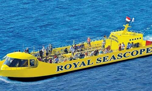 Батискаф в Шарме (полу-подводная лодка)